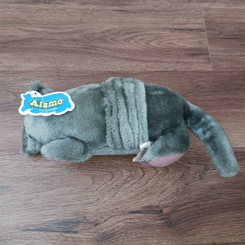 RUSS BERRIE Alamo The Armadillo Vintage 12" Gray Plush Toys‎ #883